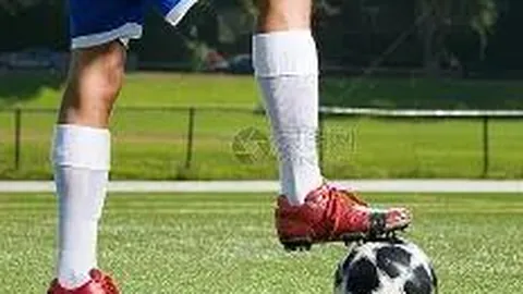 揭秘：索尔斯克亚神迹之谜——昔日曼联教头，离队后职场路在何方？